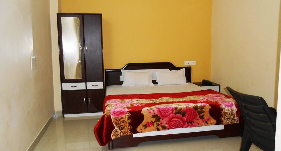 Hotel Bhavya Mansion, Banswara 5